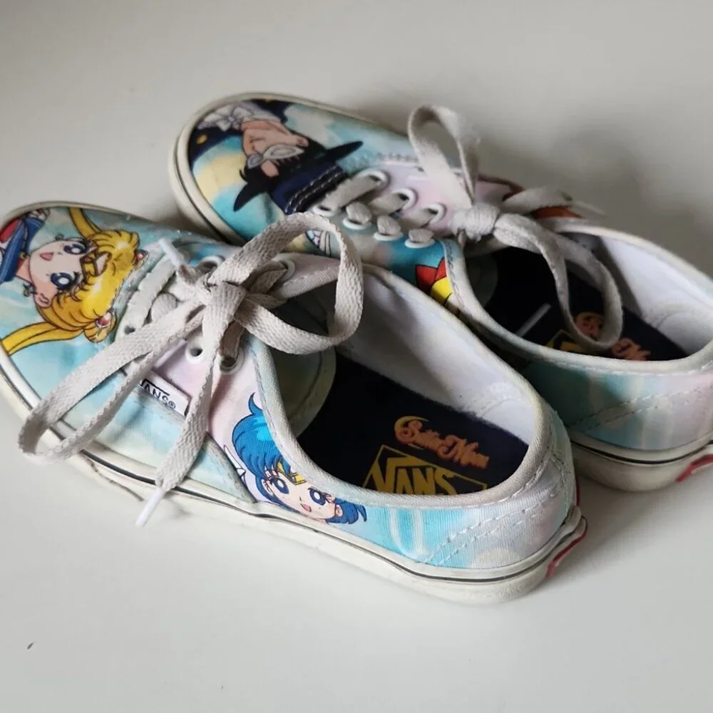 *SOLD* VANS x Sailor Moon | Authentic Pretty Guardian sneakers kids sz 13 - Picture 5 of 6